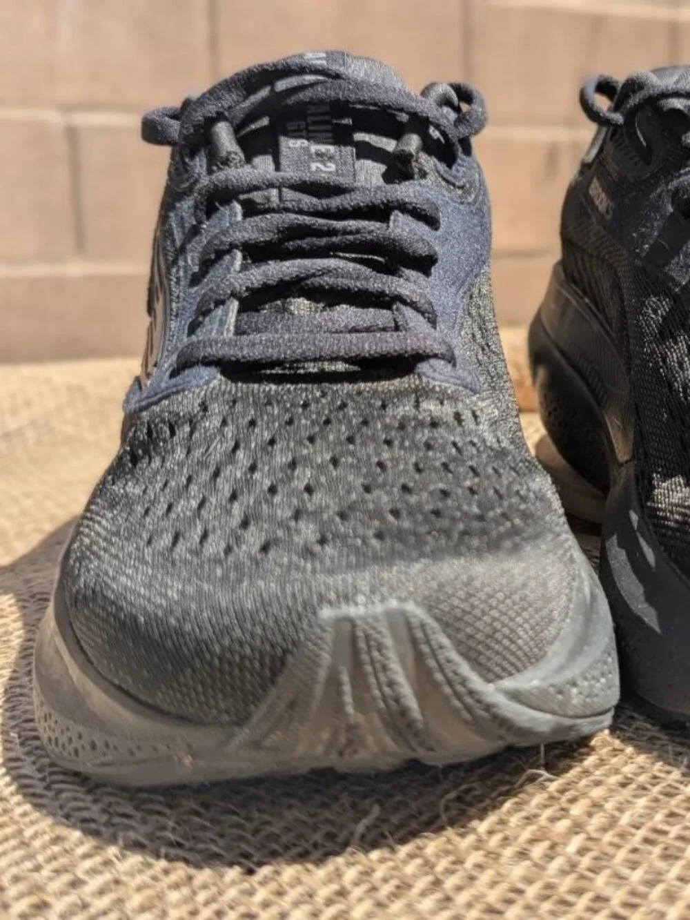 Brooks like new